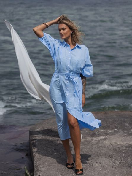 Платье-рубашка с рукавами буффами, голубой