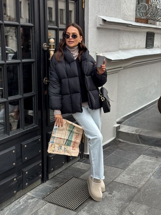 Пуховик укороченный с капюшоном, черный