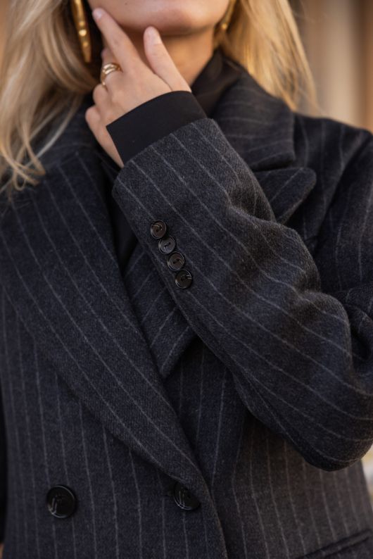 Полупальто из шерсти в полоску, серый