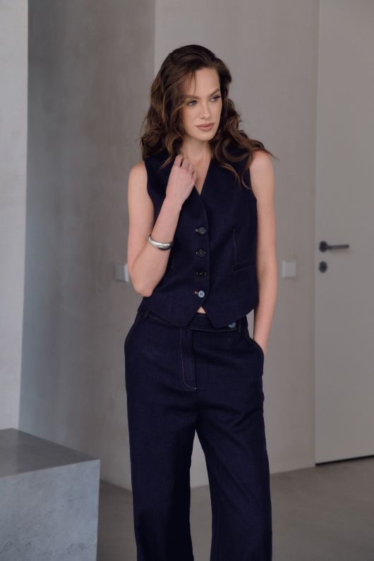 Жилет на пуговицах, синий