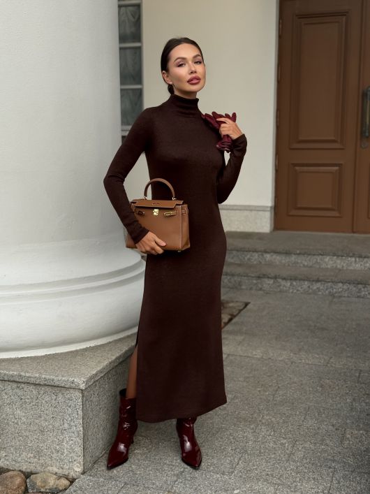 Платье из ангоры в длине миди, шоколадный