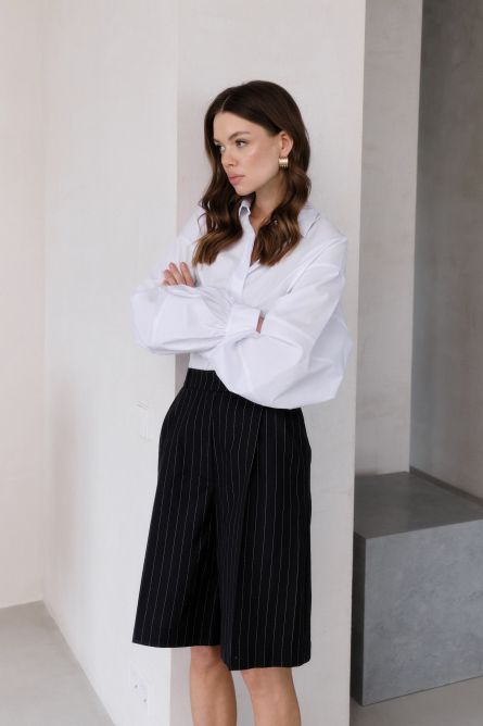 Бермуды в полоску, черный