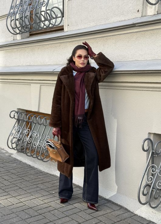 Шубка "волк" в макси длине, кофейный