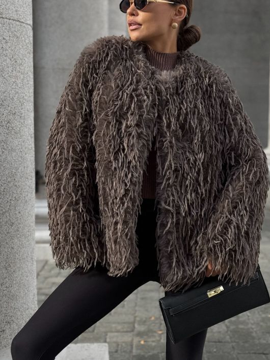 Бомбер укороченный с перьями, шоколадный