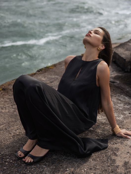 Платье без рукавов, чёрный