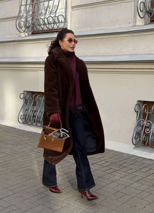 Шубка "волк" в макси длине, кофейный