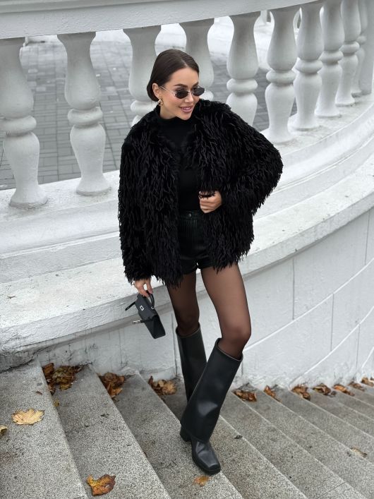 Бомбер укороченный с перьями, черный