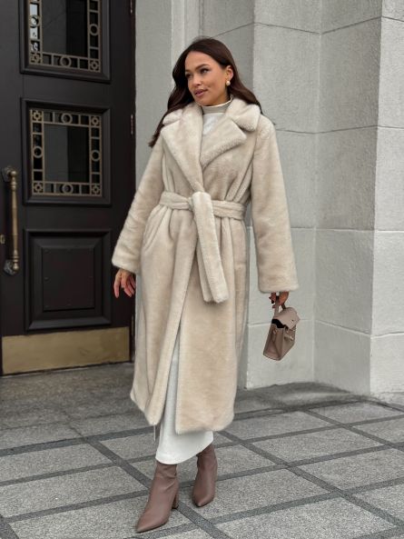 Шубка "волк" в макси длине, бежевый