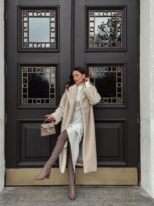 Шубка "волк" в макси длине, бежевый