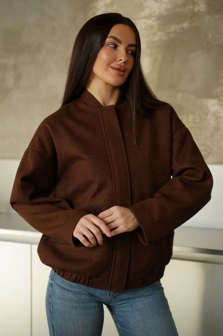 Бомбер свободного кроя утепленный